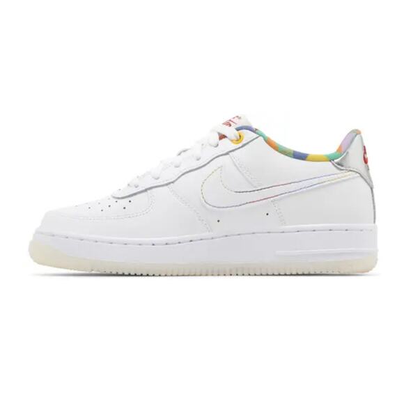 Nike Boys Air Force 1 Low LV8 White Playful Print Sneakers Shoes Size 5Y - Picture 4 of 16